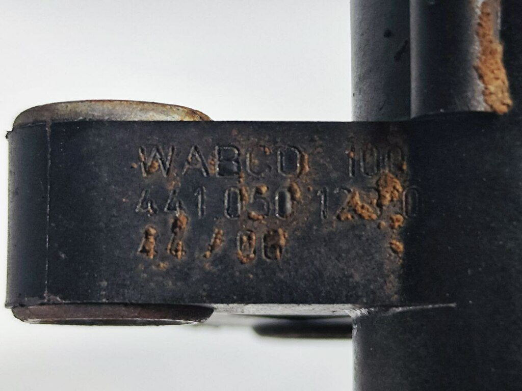 клапан ограничительный б/у - 3